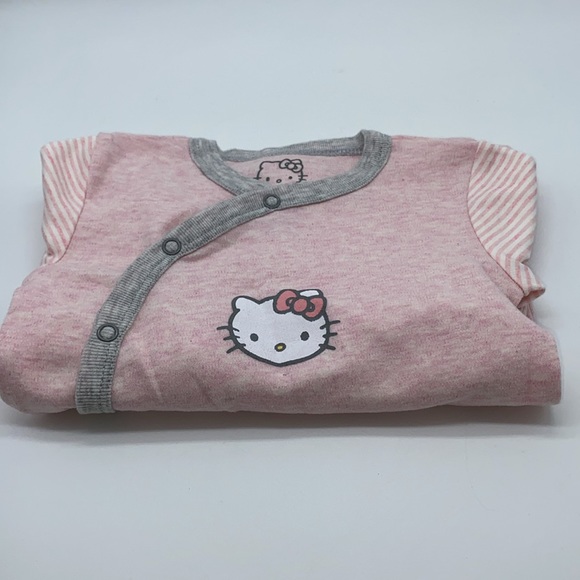 Hello Kitty by Sanrio Pink Grey Sleeper Footie Outfit Size 6 Months Cat Kitten - Picture 6 of 6
